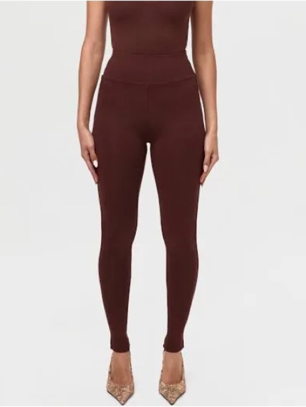 Naked Wardrobe High-Waist Seamless Contour Brown Women’s Leggings Pants. R9B